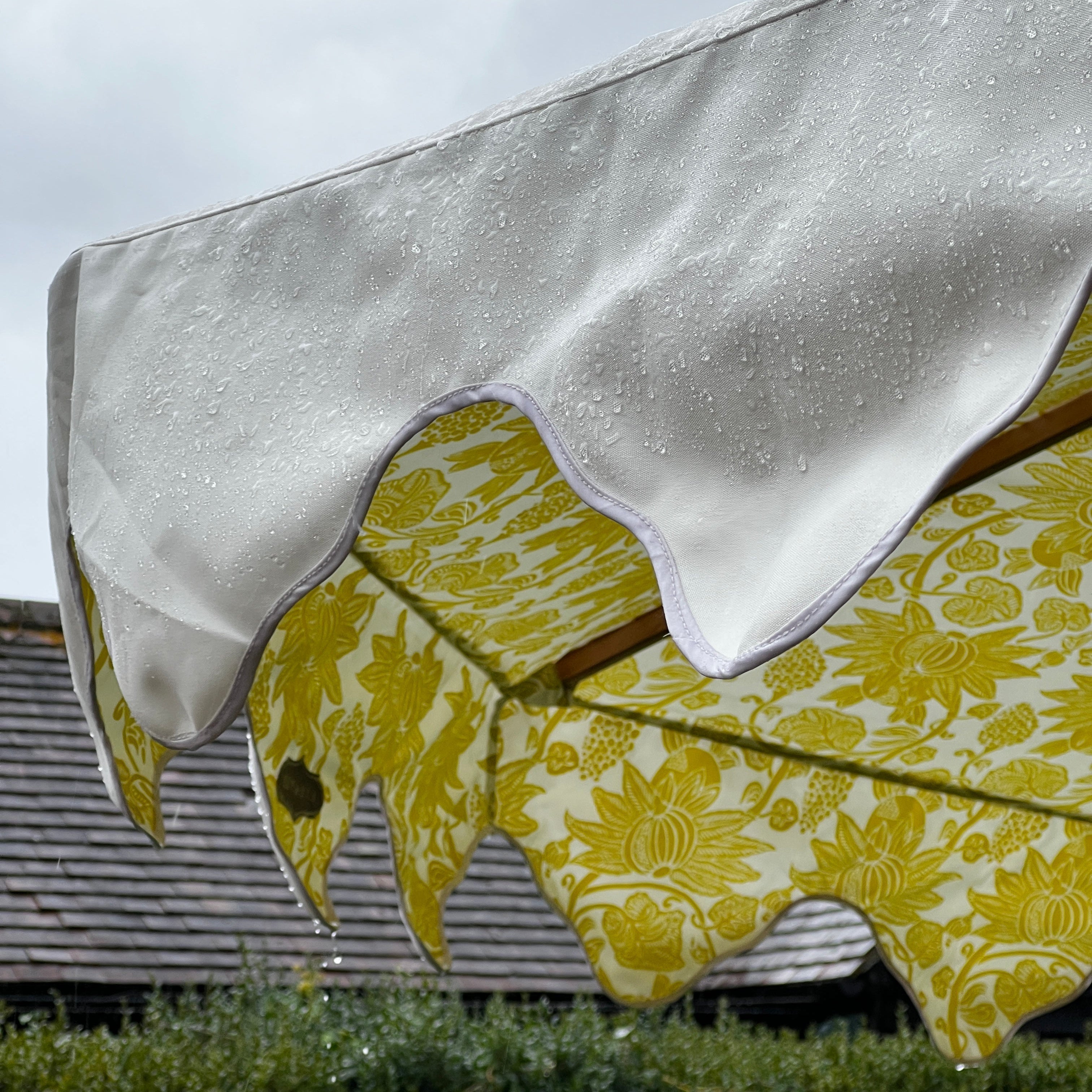 Why Titania Garden Umbrellas Are Stylish & Practical - TITANIA