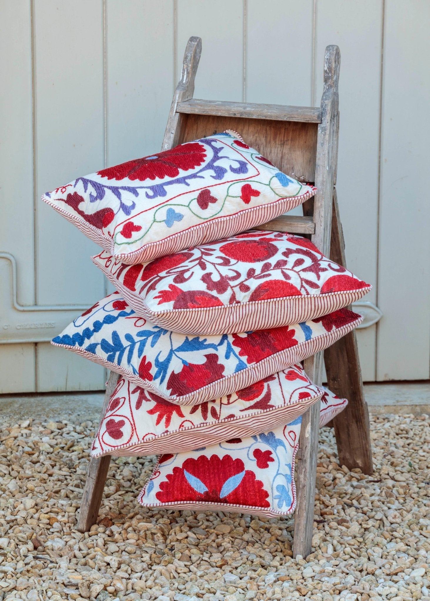 Cushion Cover - Suzani 492 - Pair - TITANIA product_type 